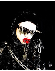 My gaze lost in my torments